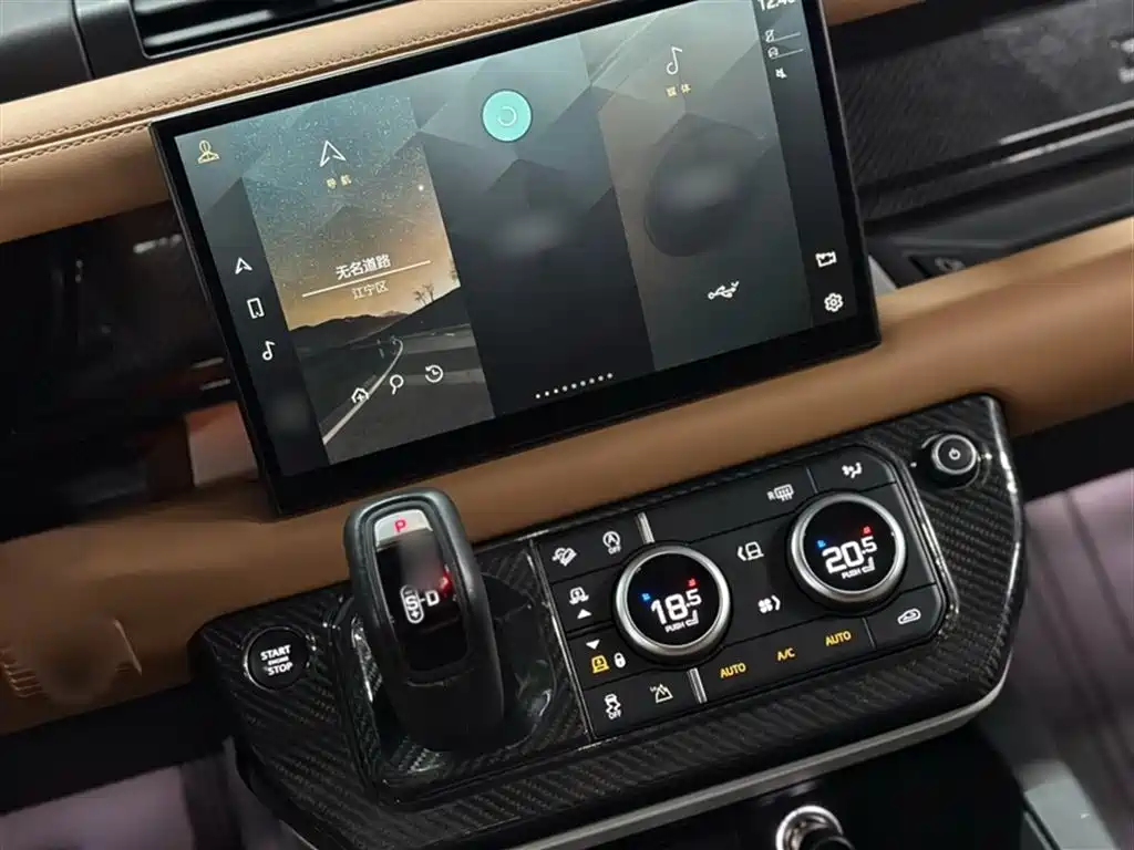 Land Rover Defender 2023 Facelift 110 3.0T P400 X-DYNAMIC HSE фото 23