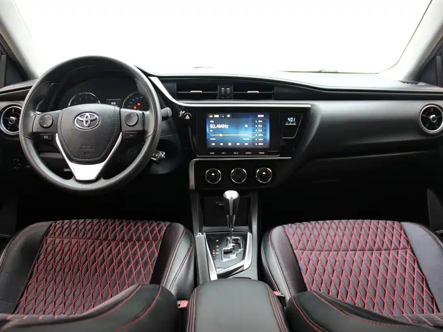 Toyota Corolla 2017 Facelift 1.2T S-CVT GL-i фото 9