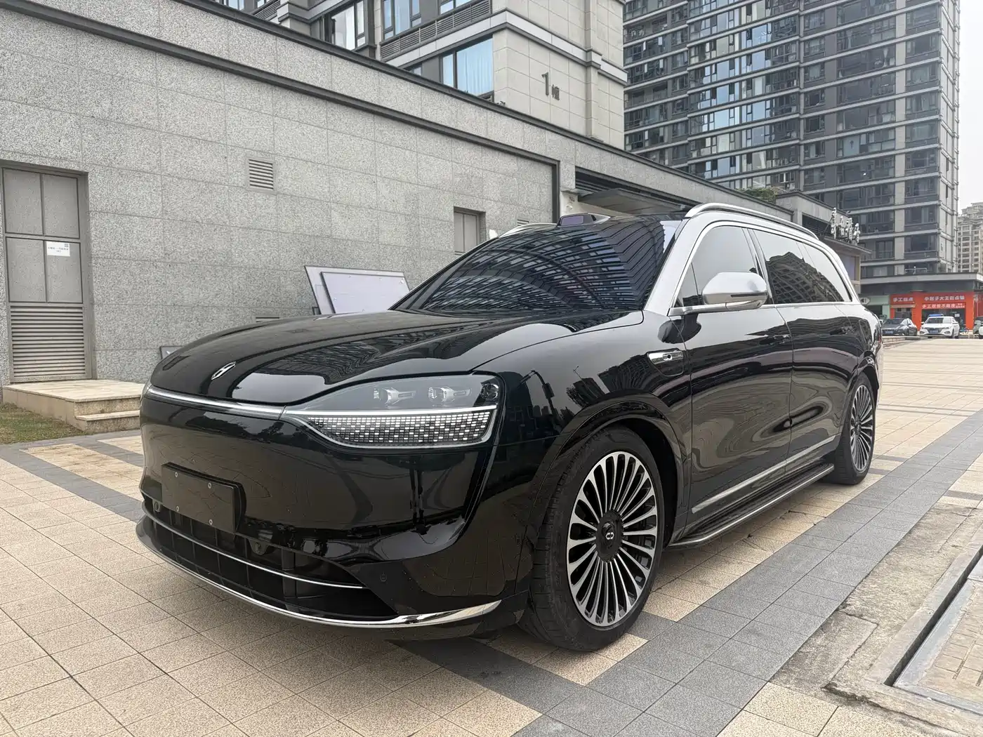 AITO Wenjie AITO M9 2024 Extended Range Ultra 42kWh 6-Seater