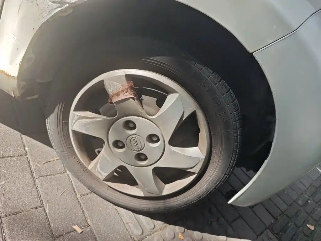 BYD F0 2014 2013 1.0L AMT Cool Edition