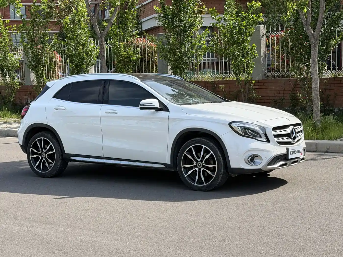 Mercedes-Benz GLA 2017 GLA 220 4MATIC Luxury фото 3