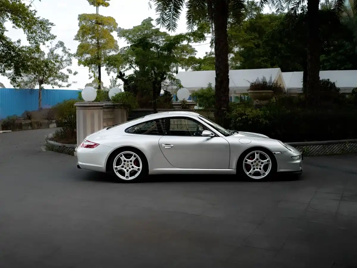 Porsche 911 2005 Model Carrera S MT 3.8L фото 2