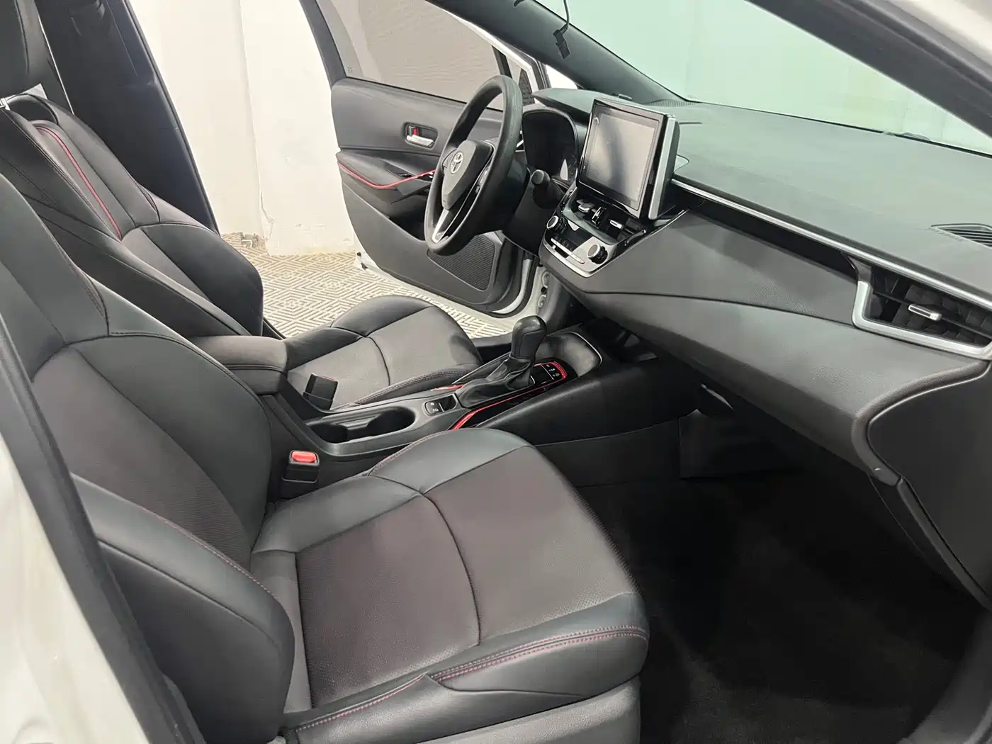Toyota Levin 2022 185T CVT Sport Edition фото 4