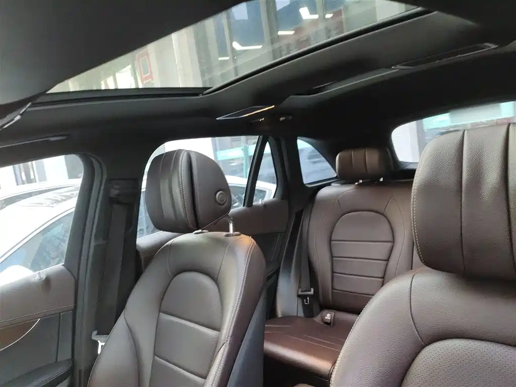 Mercedes-Benz GLC 2021 GLC 260 L 4MATIC Luxury фото 18