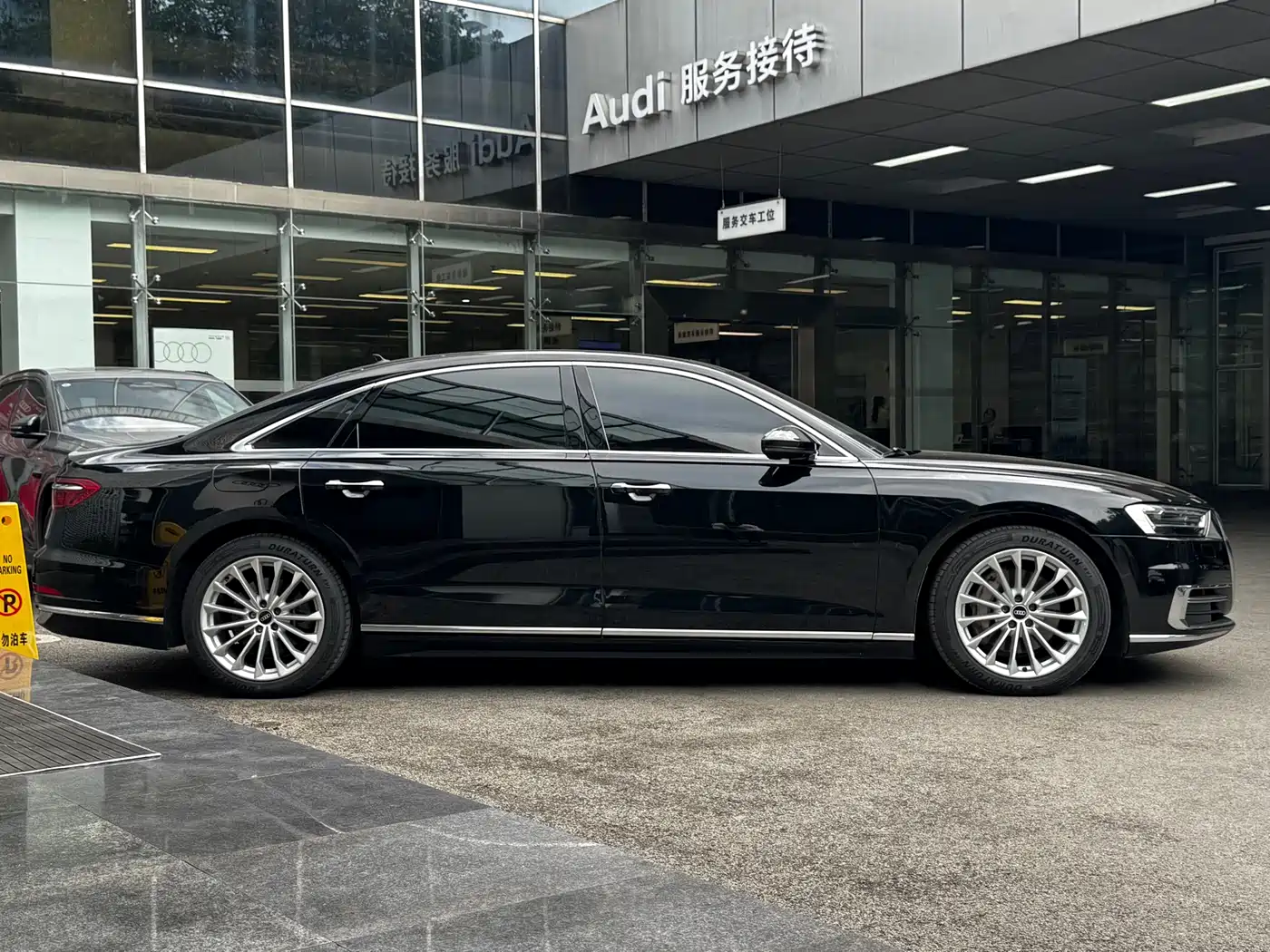 Audi A8 2021 A8L 50 TFSI quattro Comfort фото 5