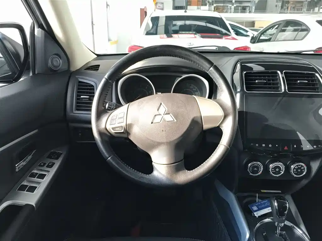 Mitsubishi ASX 2018 2.0L CVT 2WD Premium фото 11
