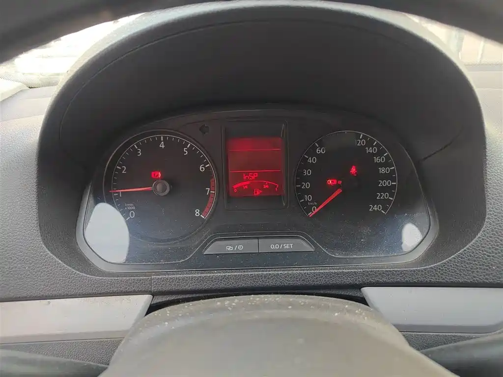 Volkswagen Jetta 2015 Value Edition 1.6L Automatic Comfort фото 4