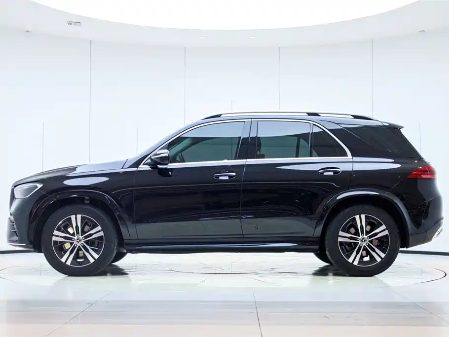 Mercedes-Benz GLE 2024 GLE 350 4MATIC Fashion фото 3
