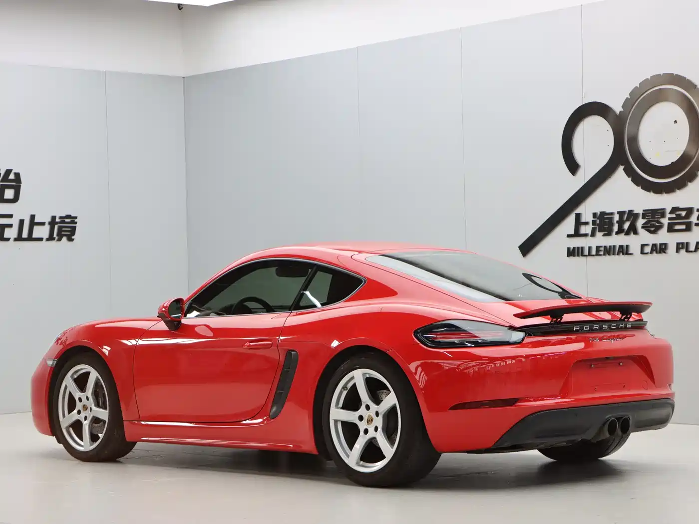Porsche 718 2018 Cayman 2.0T фото 4