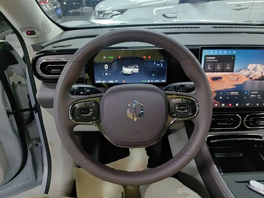 Фото 7 - Leapmotor C11