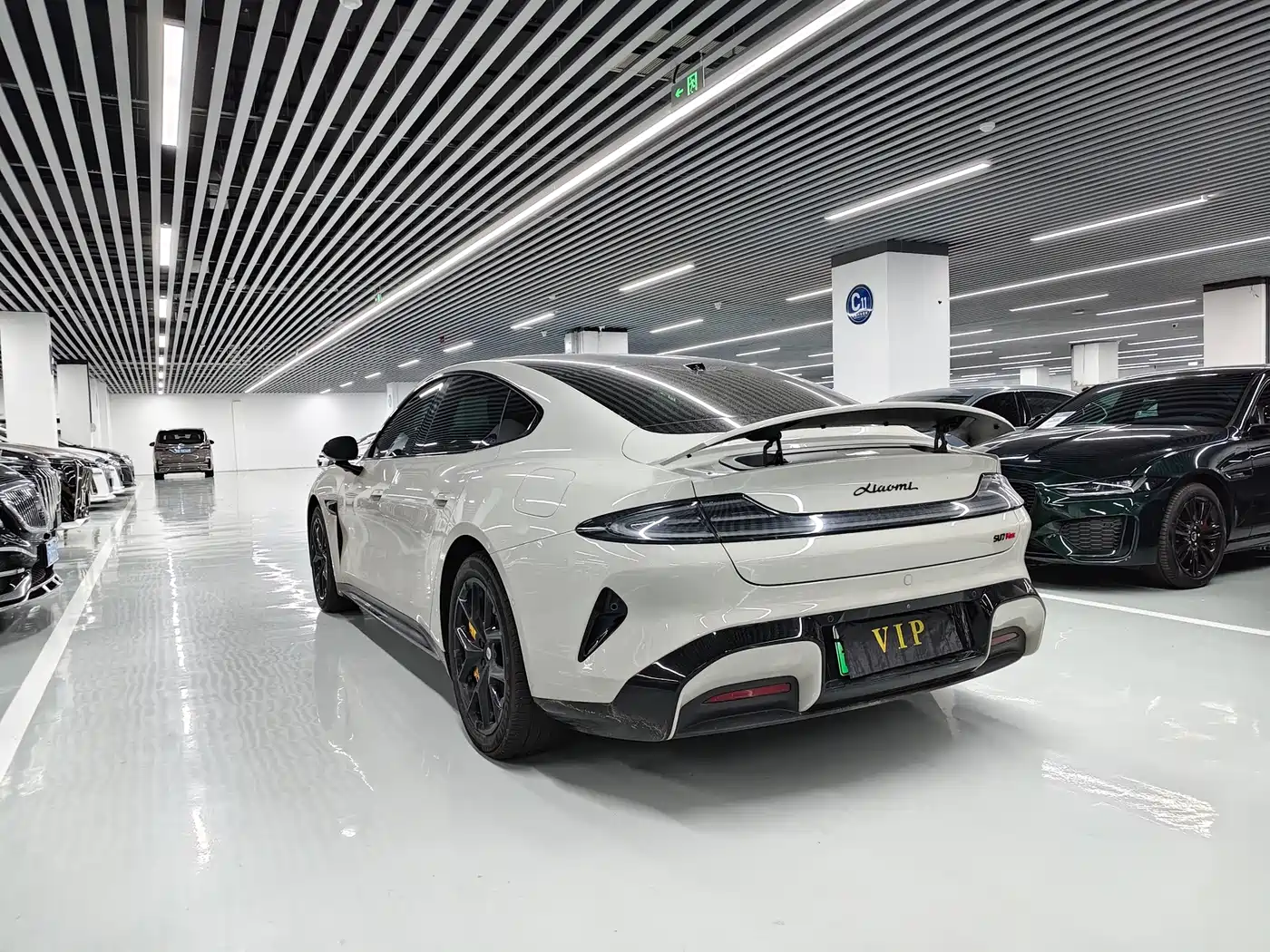 XIAOMI CAR XIAOMI SU7