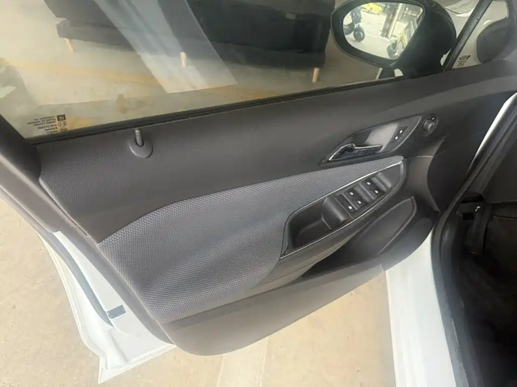 Chevrolet Cruze 2019 2018 Redline 320 Automatic Pioneer Edition