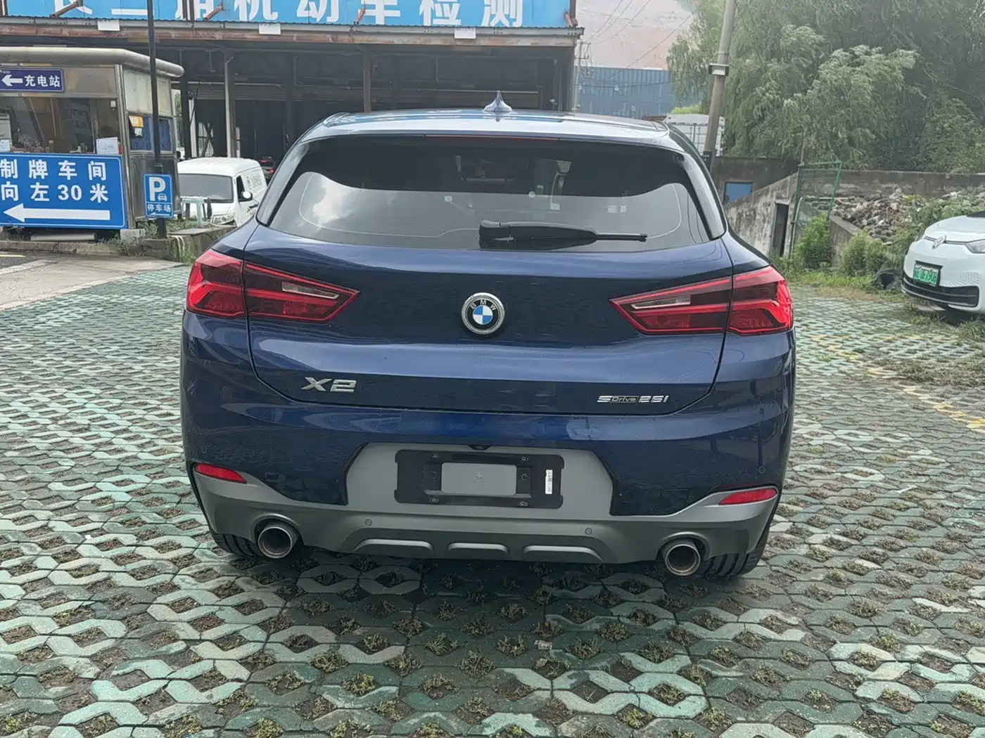 BMW X2 (Import) 2019 2019 sDrive25i Leading M Off-Road Package China VI