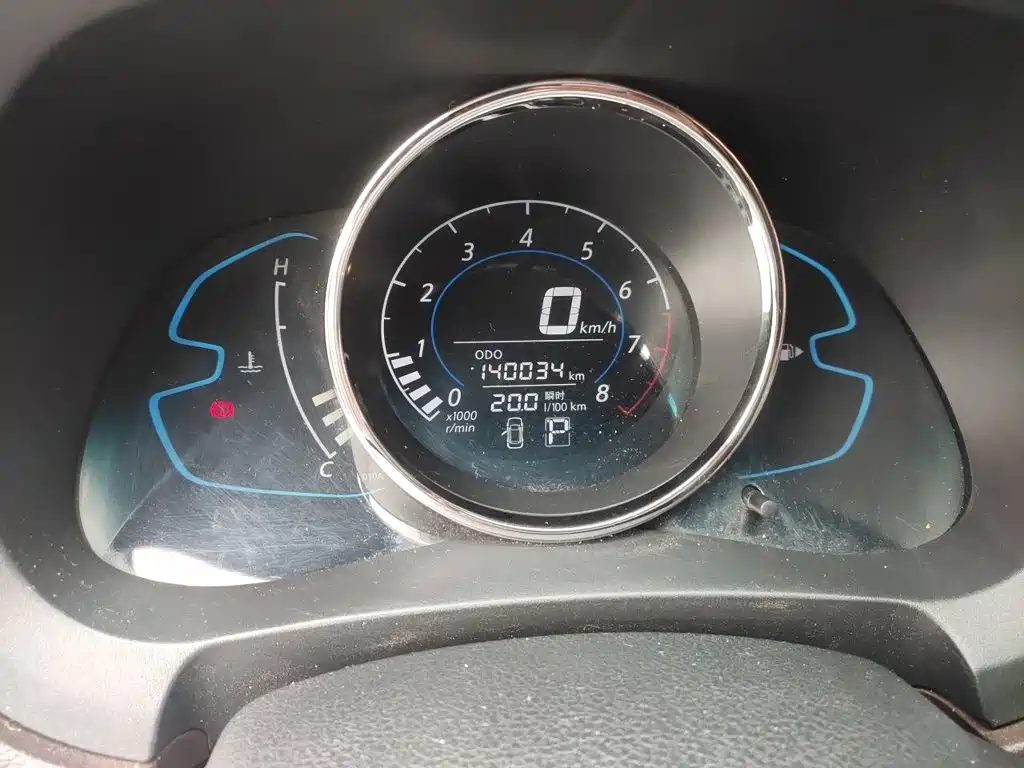 Venucia M50V 2017 2017 1.6L XL CVT Luxury