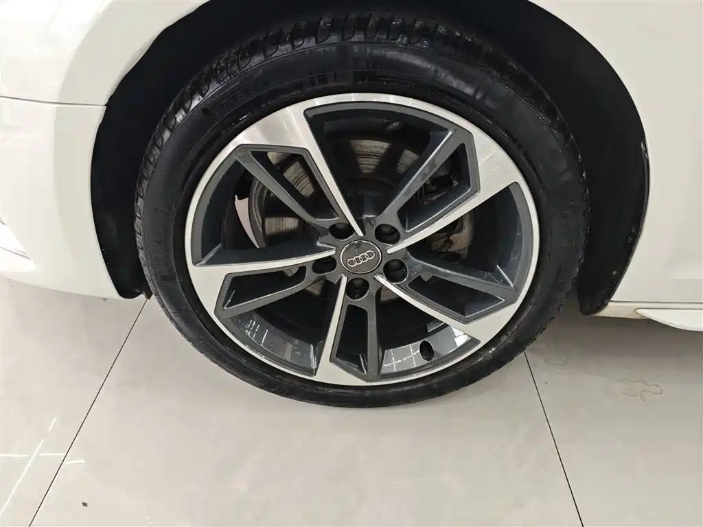 Audi A4L 2020 40 TFSI Fashion Elegance фото 23