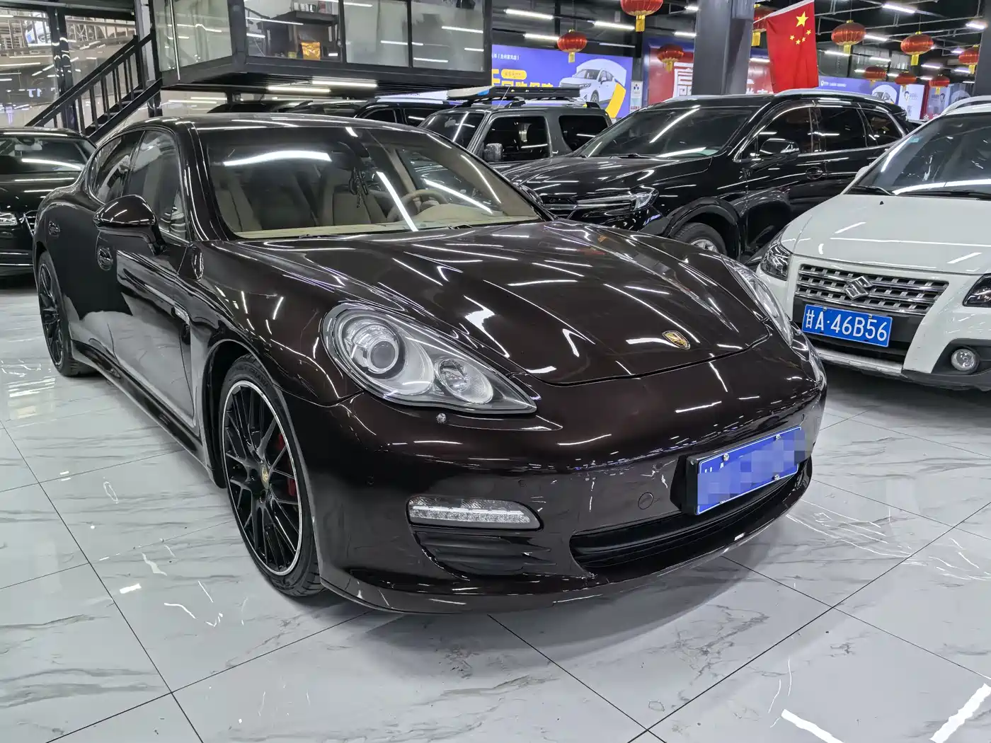 Porsche Panamera 2010 Panamera 4 3.6L фото 3