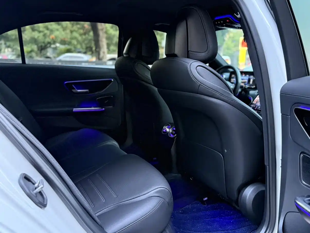 Mercedes-Benz C-Class 2024 C 260 L Sport фото 8
