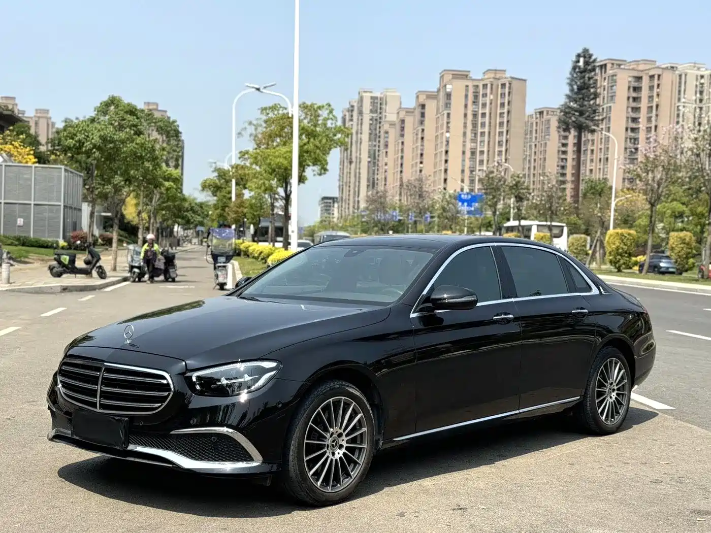  E CLASS