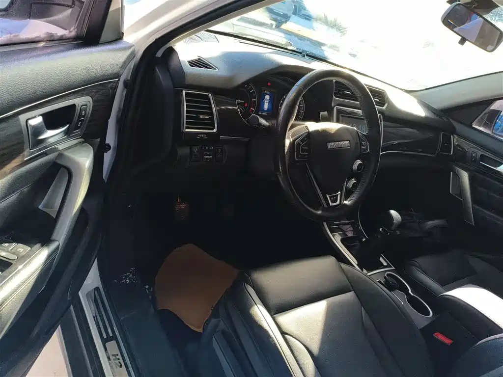 Haval H2 2016 Red Label 1.5T Manual 2WD Luxury фото 13