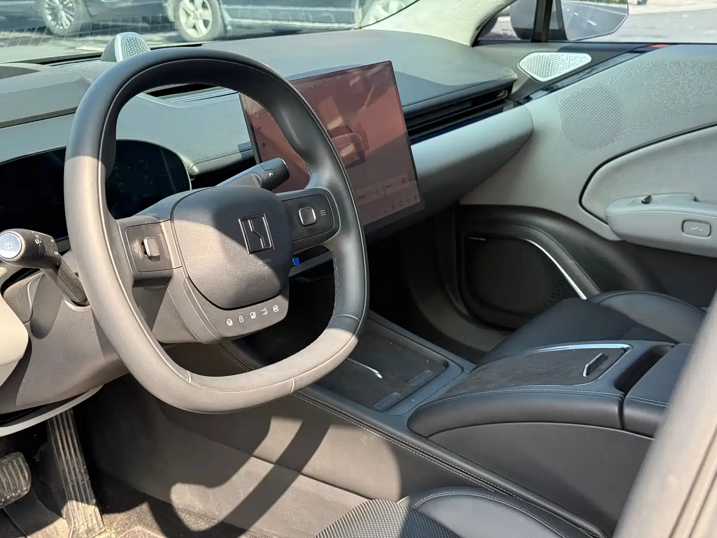 ZEEKR EXTREME KRYPTON 007