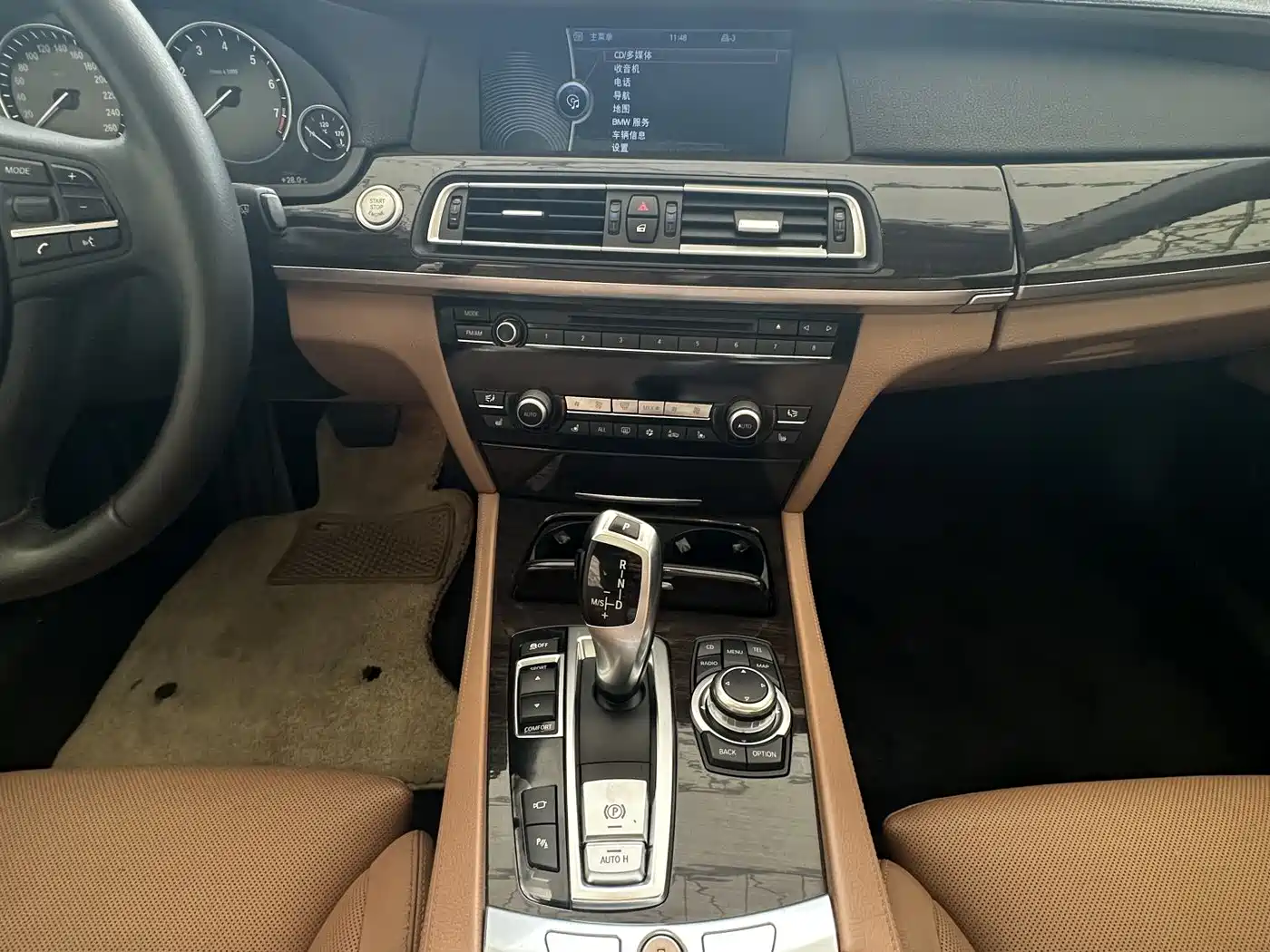 BMW 7 Series 2009 Model 740Li Leading Edition фото 5