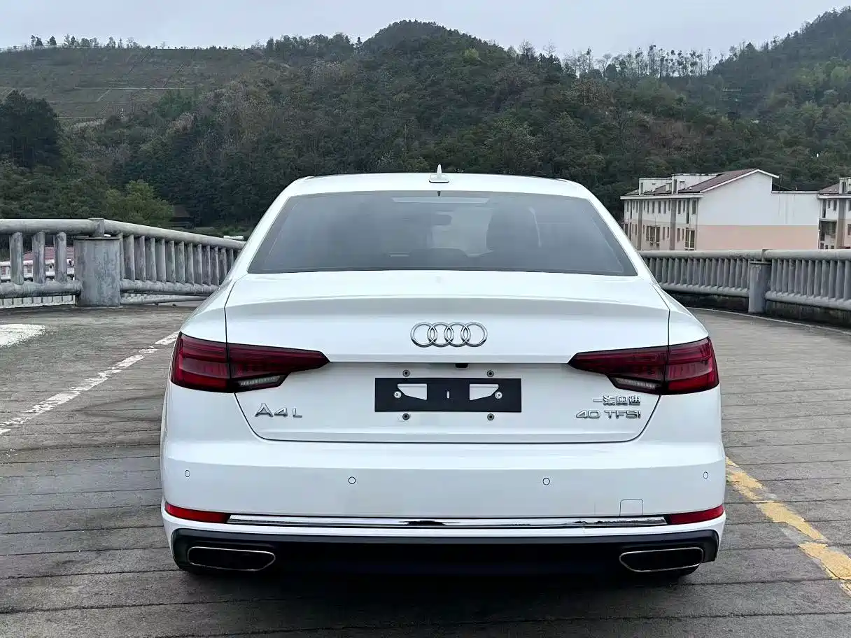 Audi A4L 2017 40 TFSI Style Edition фото 5