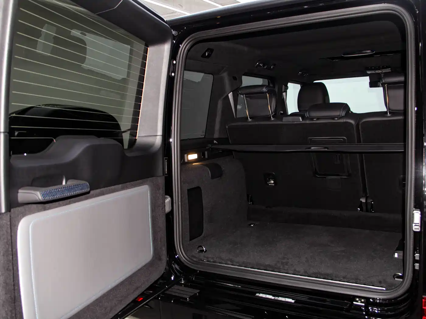 Mercedes-Benz G-Class New Energy 2025 G580 Launch Special Edition фото 24