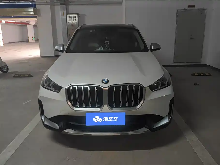 BMW X1 2024 sDrive25Li X Design Package фото 2