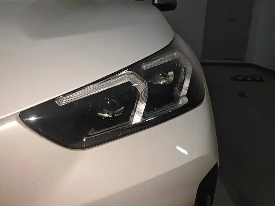 BMW X1 2024 sDrive25Li X Design Package фото 5