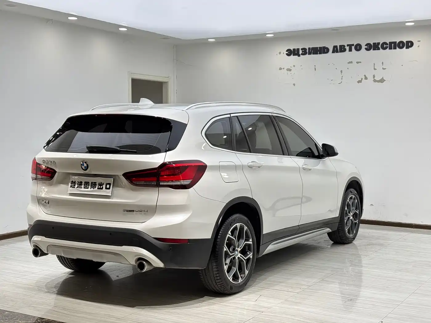 BMW X1 2022 sDrive20Li Fashion фото 11