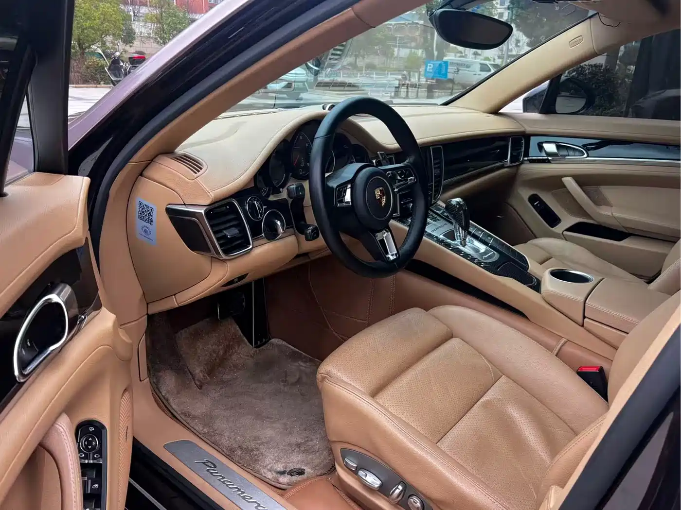 Porsche Panamera 2013 Panamera 4 Platinum Edition 3.6L фото 7