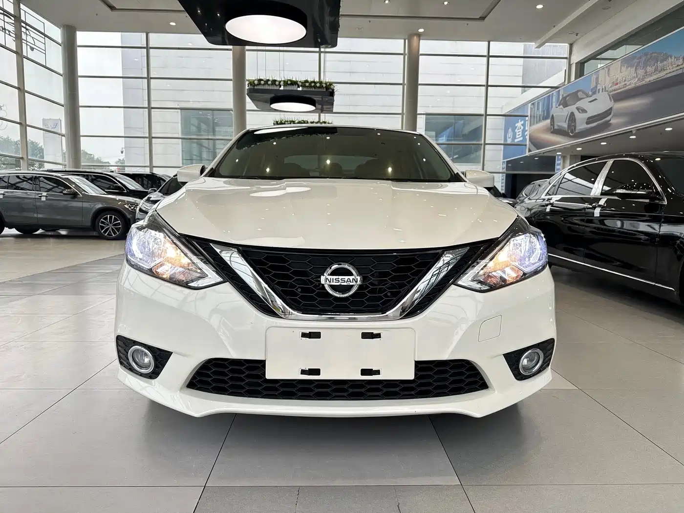 Nissan SYLPHY, миниатюра 2