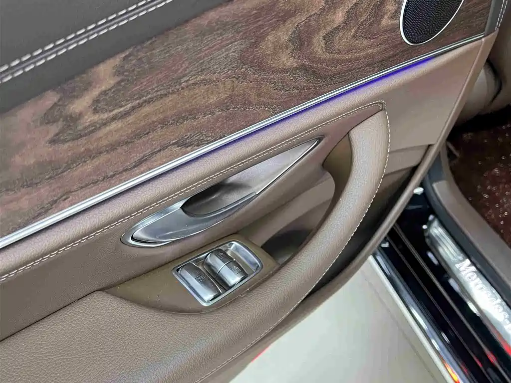 Mercedes-Benz E-Class 2022 Model Facelift II E 260 L 4MATIC фото 14