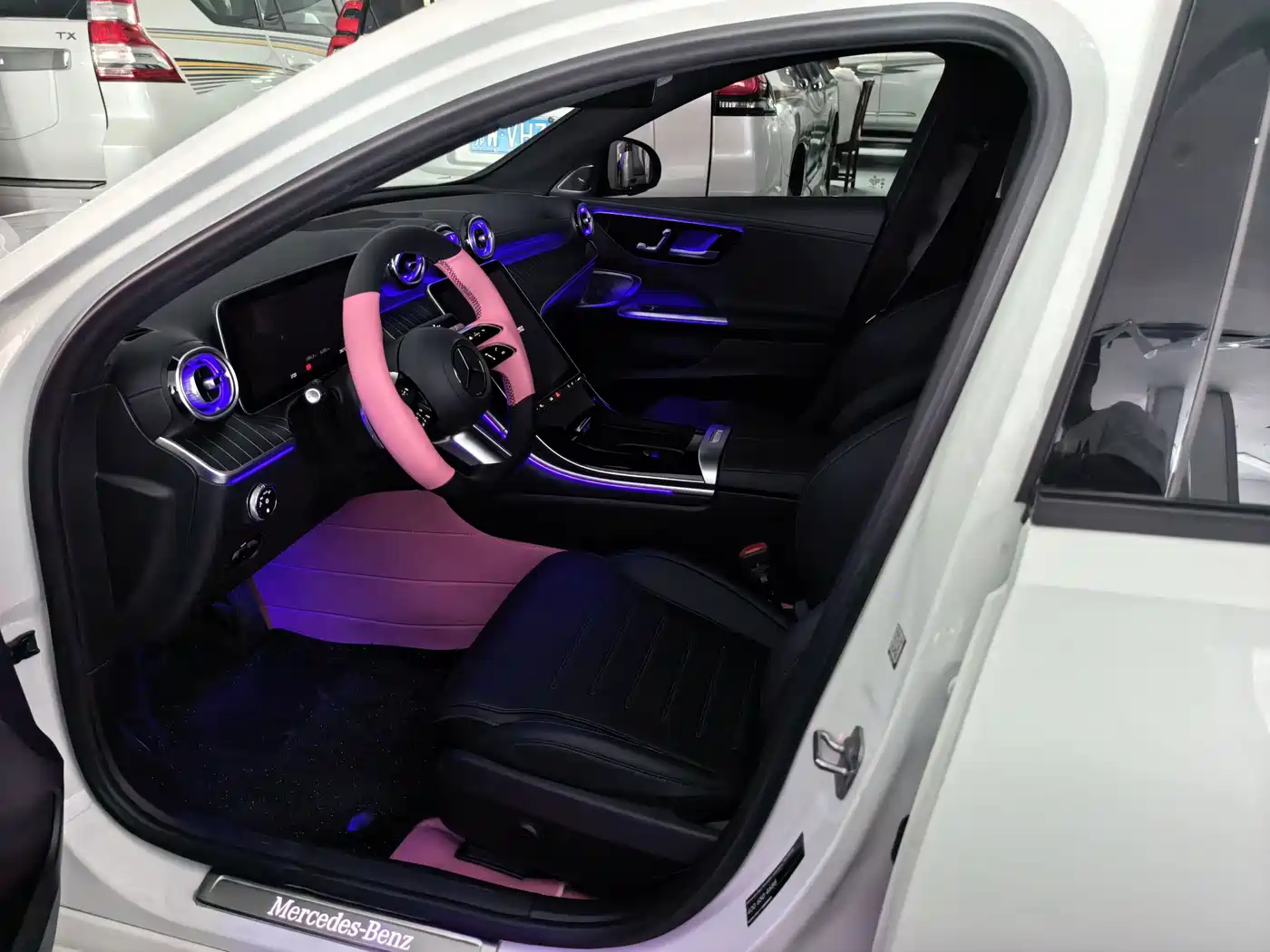 Mercedes-Benz C-Class 2024 C 260 L Night Edition Sport фото 5