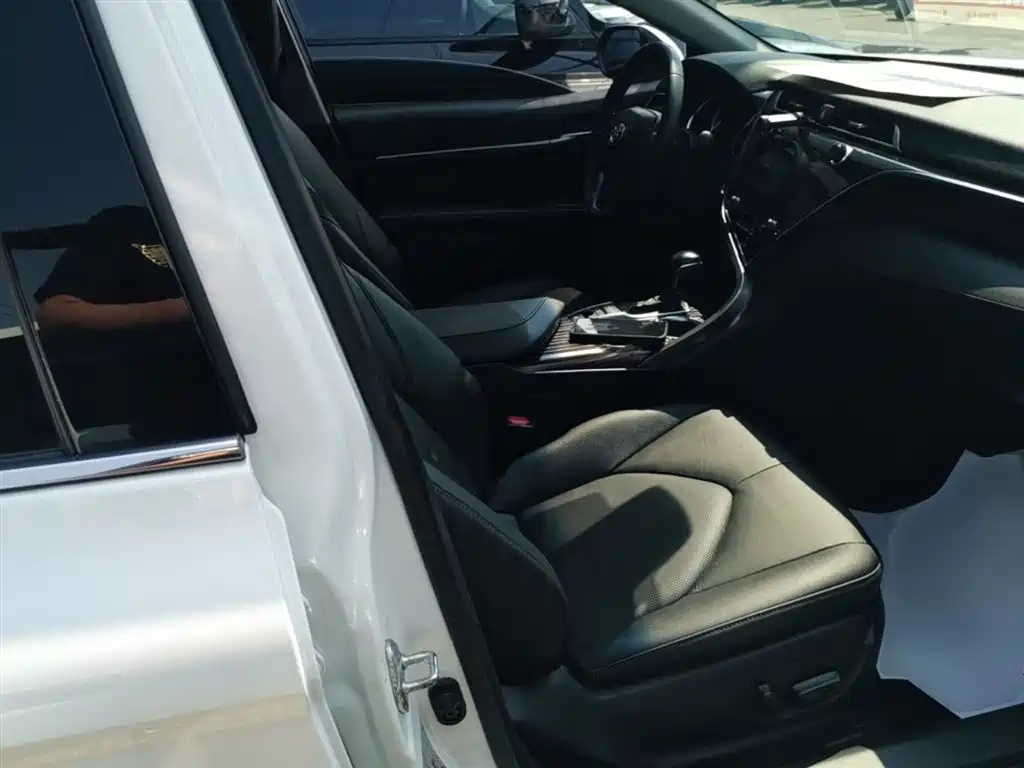 Toyota Camry 2019 2.5G Luxury (China V) фото 24