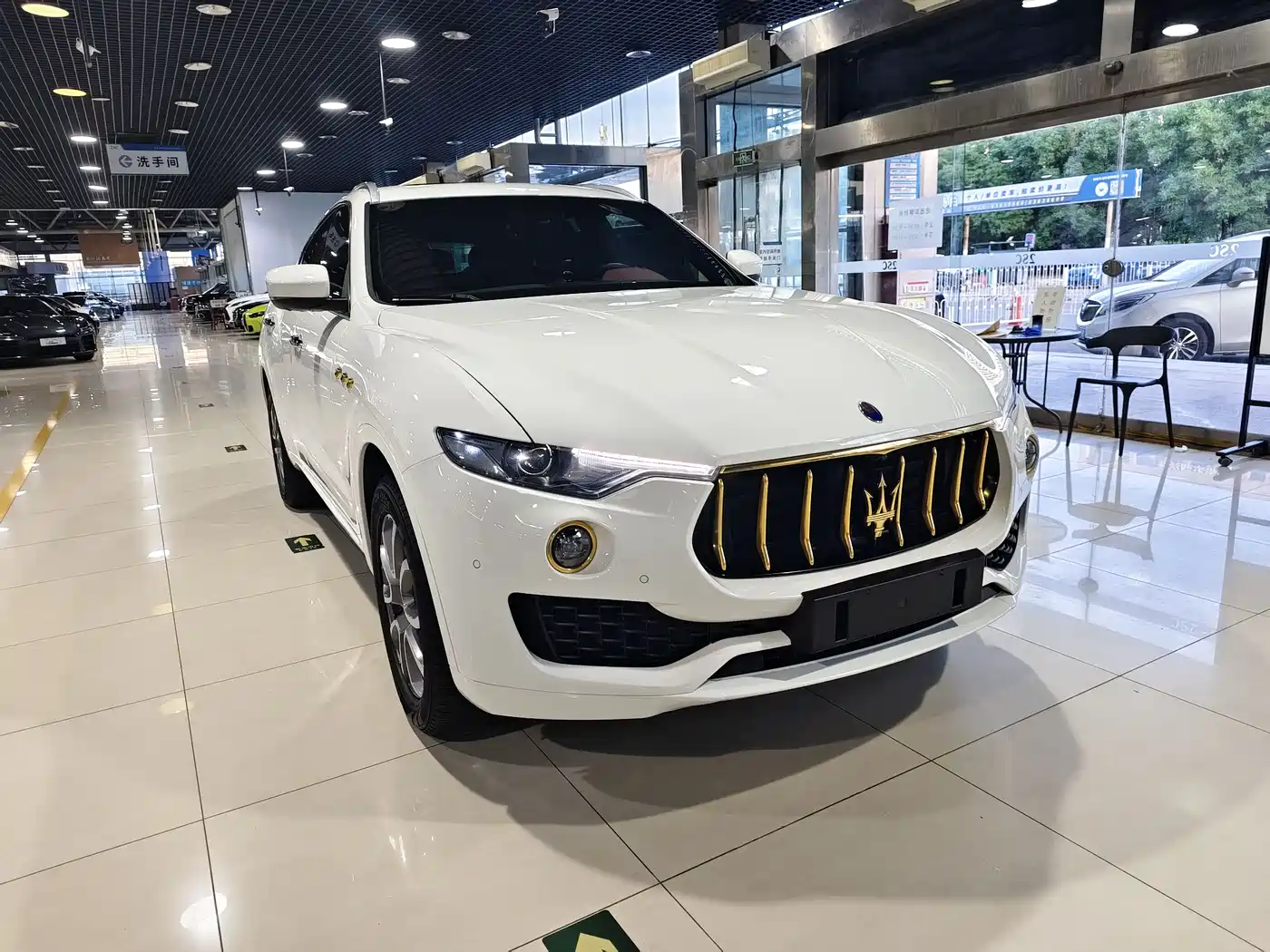 Maserati Levante 2019 3.0T Standard Edition China V