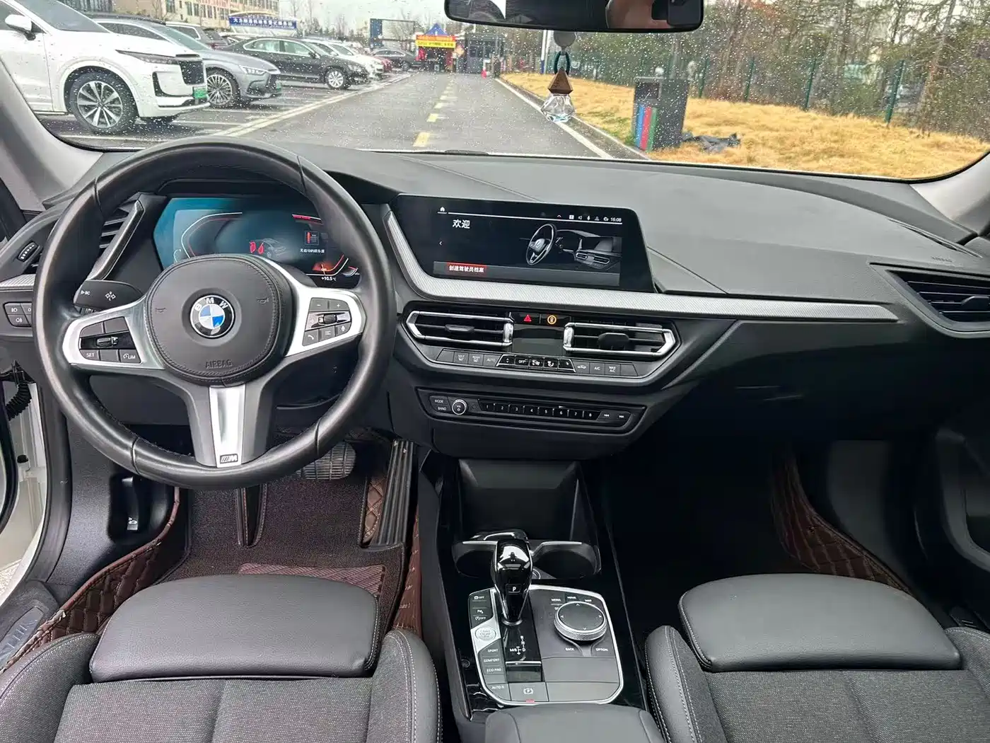 BMW 2 Series (Import) 2023 225i 4-Door Coupe M Sport Package фото 5