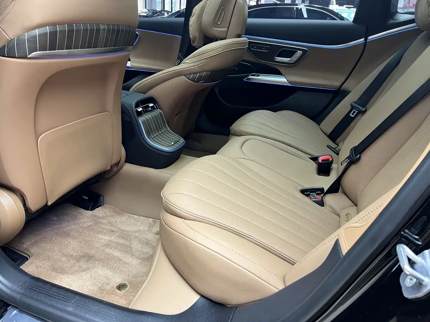 Mercedes-Benz E-Class 2025 Facelift E 300 L Fashion фото 12