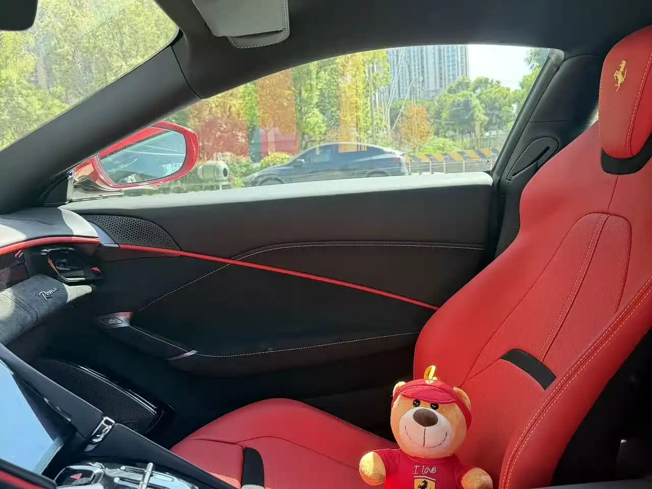 Ferrari Roma 2024 2020 3.9T V8
