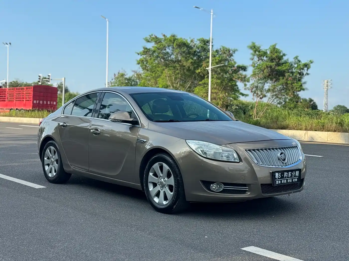 Buick Regal 2012 Model 2.0L Comfort фото 3