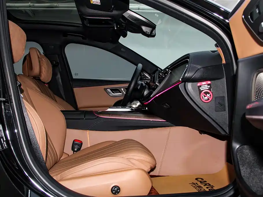 Mercedes-Benz E-Class 2024 E 300 L Fashion фото 18