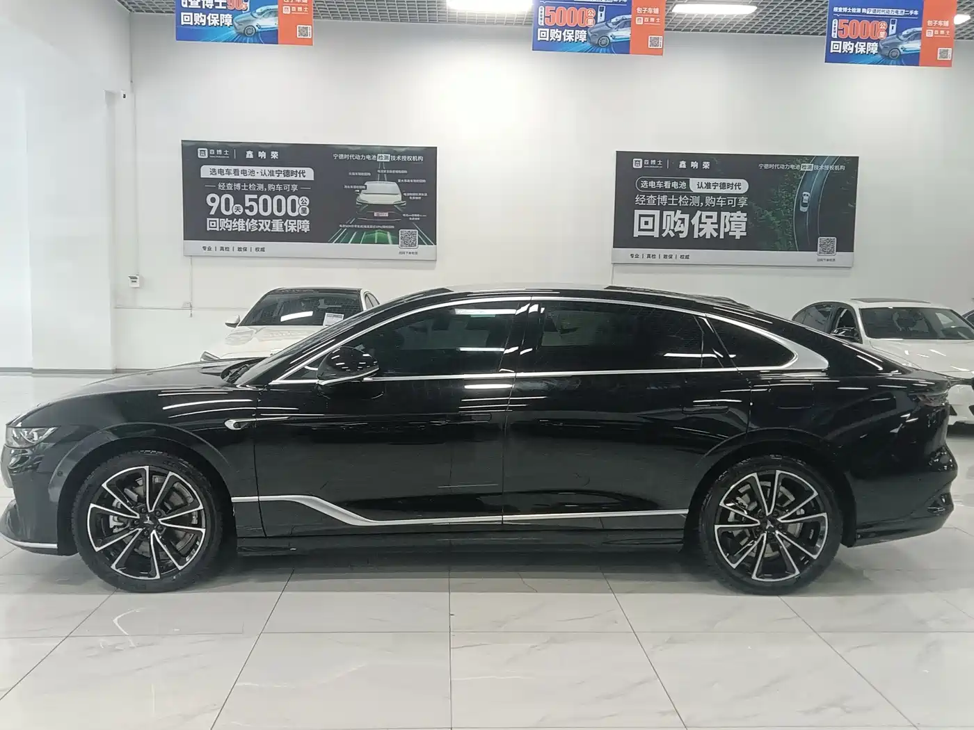 Voyah Auto VOYAH Zhuiguang 2024 PHEV AWD Ultra Long Range Flagship фото 15