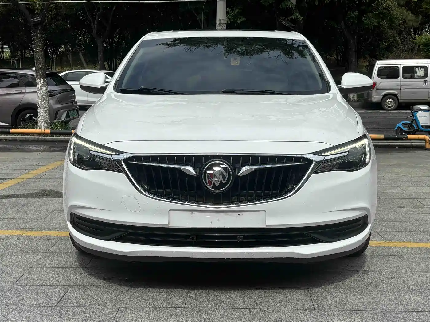 Buick Excelle 2021 1.3T Auto Mild Hybrid Elite фото 2