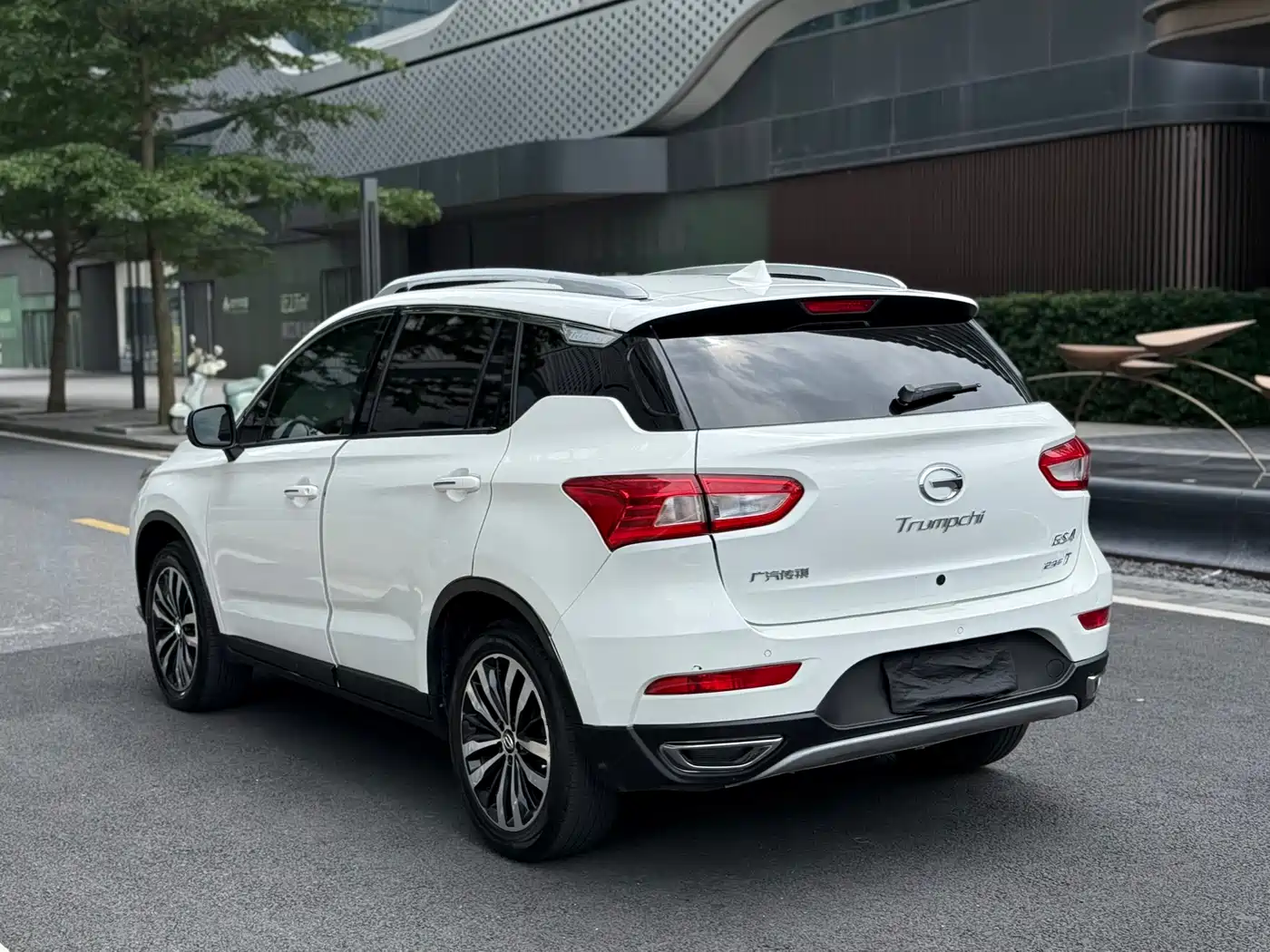 GAC Trumpchi Trumpchi GS4 2016 235T Manual Luxury Edition фото 6
