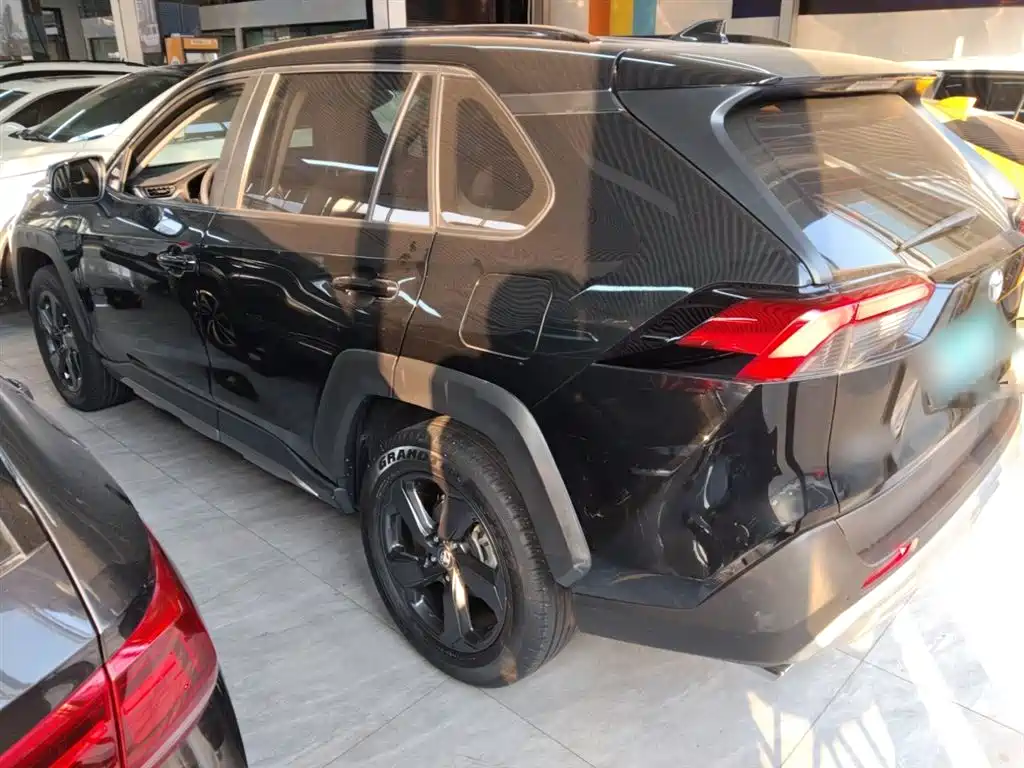 Toyota RAV4 Rongfang 2022 2.0L CVT 4WD Trend Plus Edition фото 21