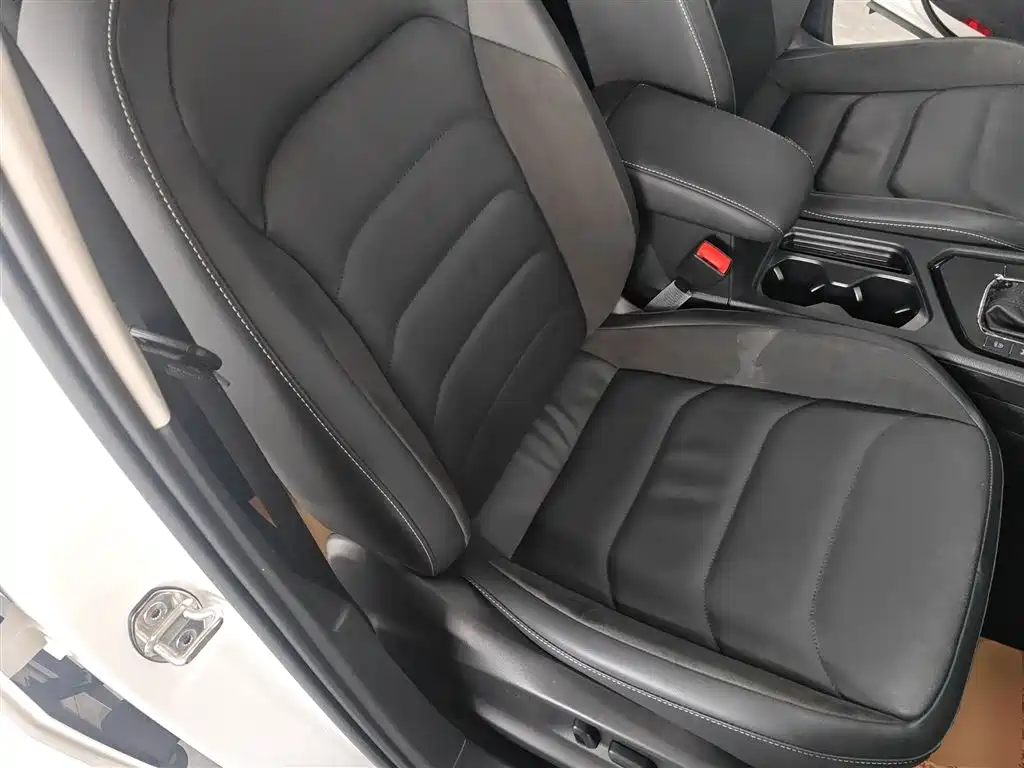 Volkswagen Tiguan L 2021 330TSI Automatic 2WD R-Line Premium фото 25