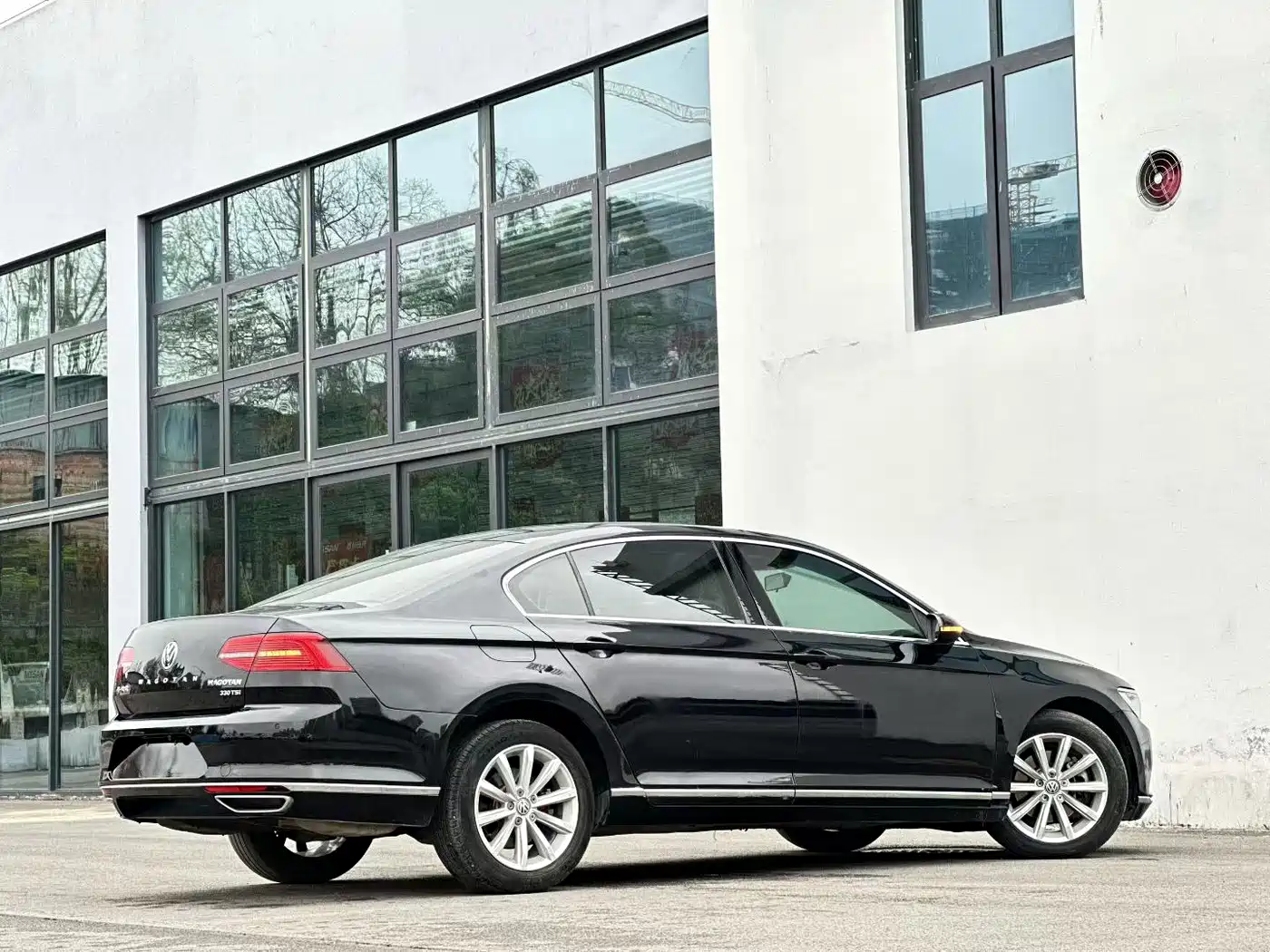 Volkswagen Magotan 2019 330TSI DSG Leading China VI фото 7