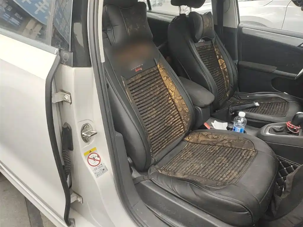 Volkswagen Sagitar 2014 Facelift 1.6L Automatic Leading Version фото 25