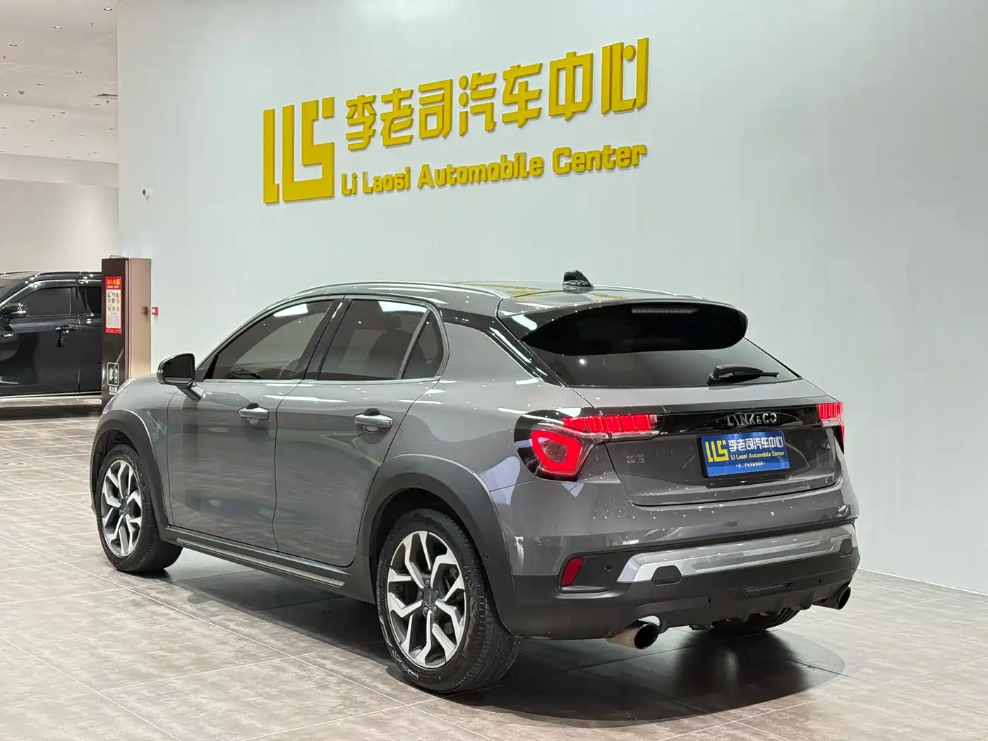 Lynk & Co 02 2018 1.5T DCT 2WD Power Pro Edition China V фото 5