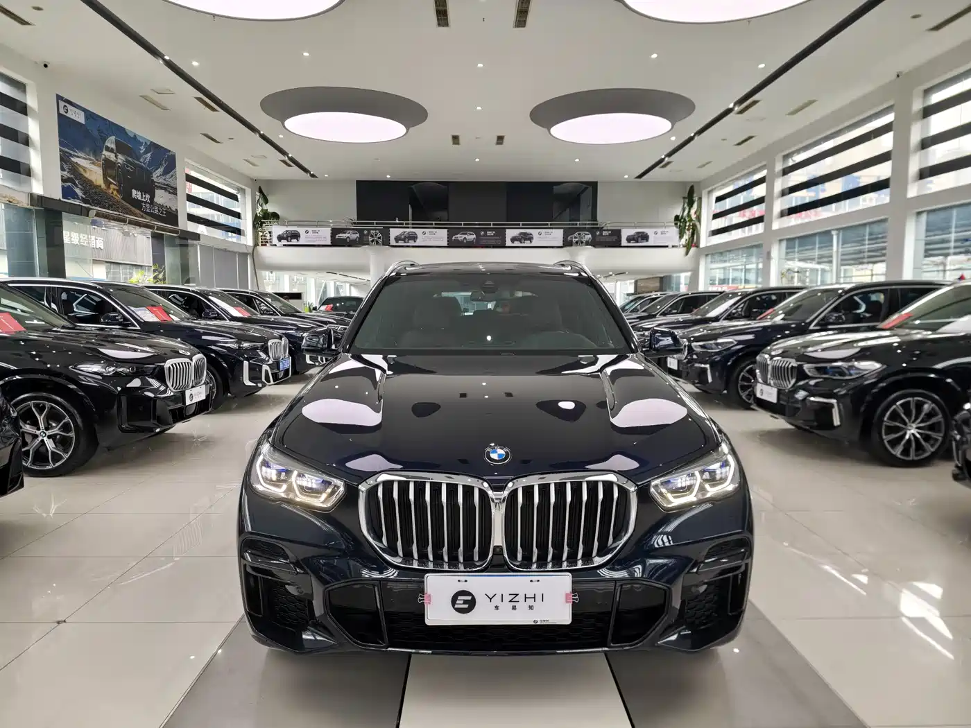 BMW X5 2022 2022 Model xDrive 40Li M Sport Package